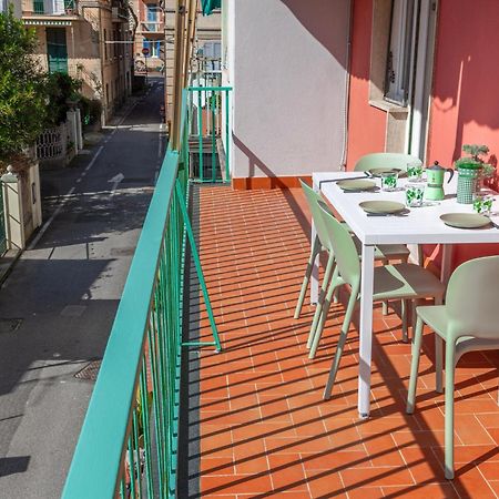 Serena Levanto Exterior foto